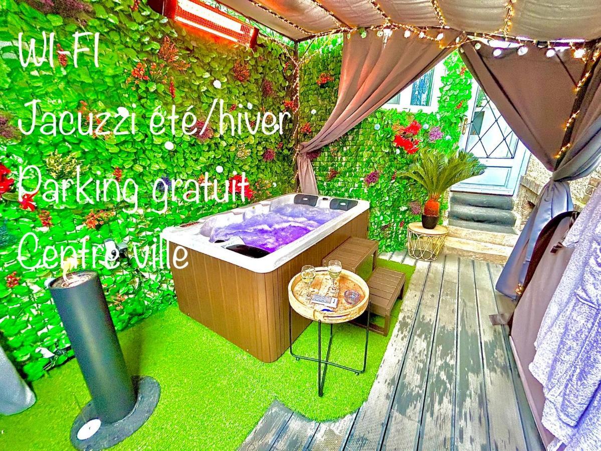 La Lover'S Jungle Pont-Sur-Yonne Exteriör bild